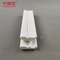 Vinyl trắng 12FT / 25/64 X 1-39/64 Bed Crown PVC Molding For Building Decoration