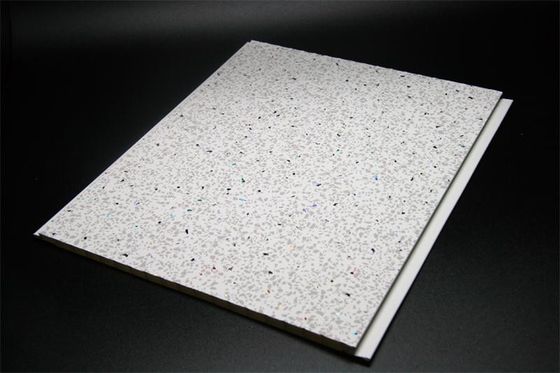Giá tốt. Tấm tường nhựa PVC trang trí chống thấm nước 250 * 5 mm, 250 * 8 mm trực tuyến