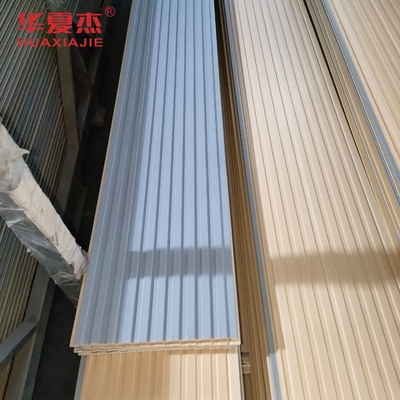 Bảng tường WPC ngoài trời Laminated WPC Panel Trang trí tòa nhà dân cư