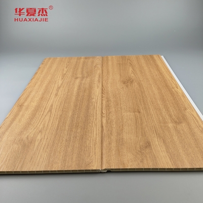 Phân phối bán buôn tấm tường PVC hạt gỗ tấm trần PVC chống trầy xước cho trang trí nhà ở