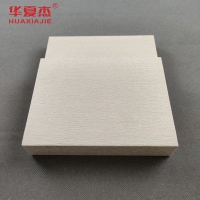 Gỗ nhựa kết hợp khung cửa hình chữ nhật Wpc Cho xây dựng tòa nhà