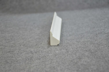Giá tốt. 28mm X 17mm Tấm nắp cơ sở PVC Trim Molding cho tường nội thất Tùy chỉnh trực tuyến