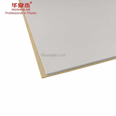 Giá tốt. Dễ dàng cài đặt Bảng tường WPC 2800 * 600 * 9mm để trang trí Chiều dài 3m trực tuyến