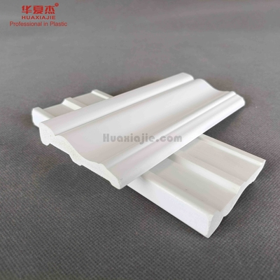 Giá tốt. Trang trí khuôn nhựa PVC chống thấm nước màu trắng Cửa nội thất cho phòng trực tuyến