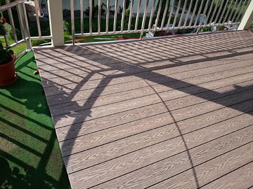 Giá tốt. WPC composite ván sàn cho wpc cầu thang ván sàn sân vườn trực tuyến