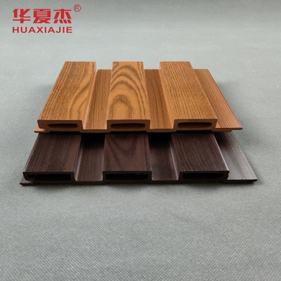 Màu gỗ đỏ WPC Bảng tường cao độ bóng in PVC Bảng tường