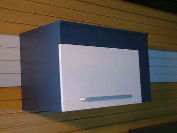 Giá tốt. Tấm lưu trữ PVC bền Slatwall Tấm trang trí nhà để xe Tấm tường trực tuyến