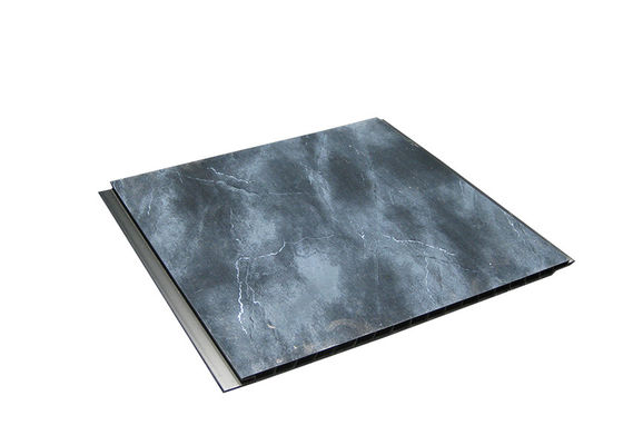 Chất lượng Vỏ mật ong màu đá cẩm thạch màu đen PVC Bảng tường cho giặt, băng tắm Bảng tường nhà máy