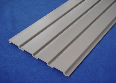 Giá tốt. Bảng điều khiển Slatwall PVC trực tuyến